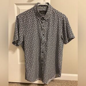Denim & Flower Men’s Tech Comfort Short Sleeve Shirt, Men’s Size Medium